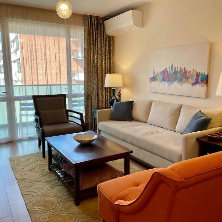 Astoria Apartment Veliko Tărnovo Exteriör bild