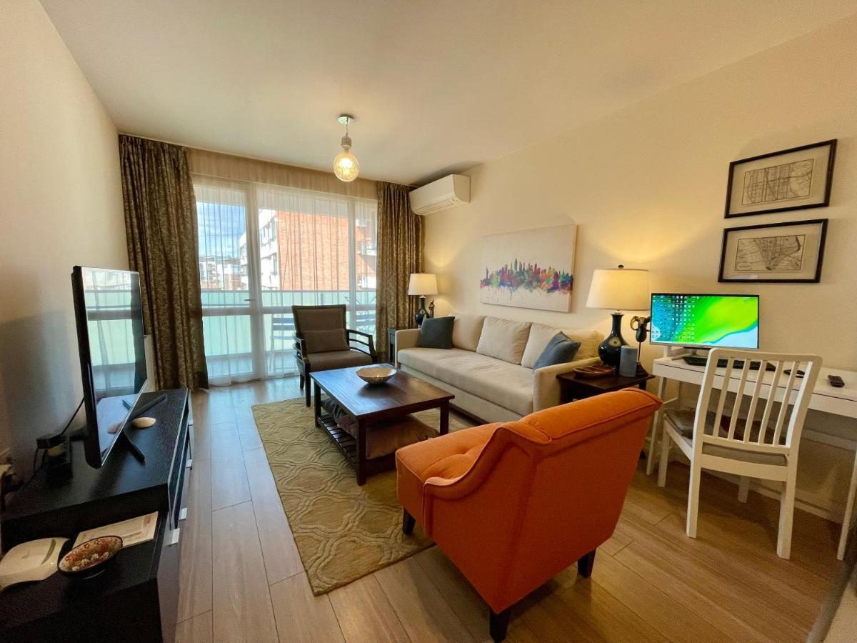 Astoria Apartment Veliko Tărnovo Exteriör bild